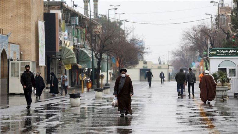 وفيات ايران بسبب كورونا ترتفع الى 2077